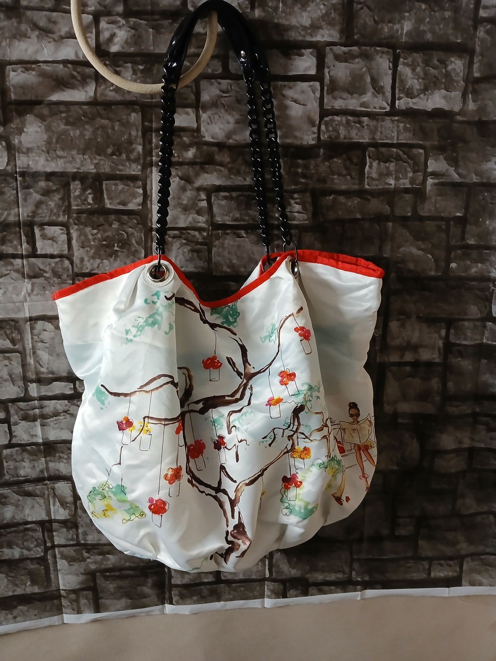 DSW White Floral Tree Print Tote with Red Trim and Black Chain Handles